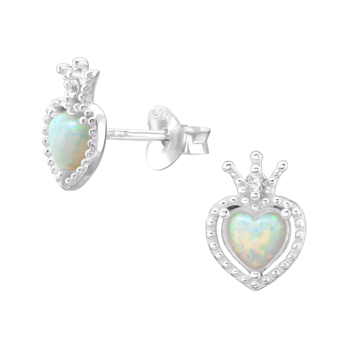 Joy|S - Zilveren hartje oorbellen - met kroontje - 7 x 9.5 mm - synt opaal wit - zirkonia