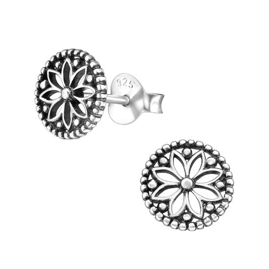 Joy|S - Zilveren bloem oorbellen - 8 mm - rond - geoxideerd