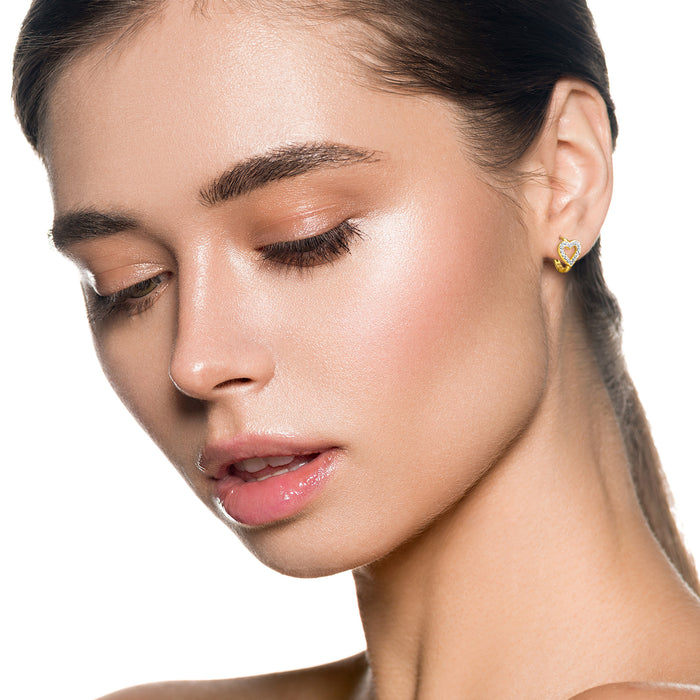 Joy|S - Zilveren hartje oorringen - 12 mm / 8 mm - kristal - klap scharnier sluiting - sterling zilver 925 - goldplated - oorbellen met een hartje- t98