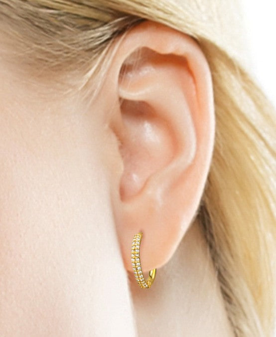 Joy|S - Zilveren oorringen - 12 mm / 1.6 mm - zirkonia setting - klap scharnier sluiting - sterling zilver 925 - goldplated - oorbellen - t81