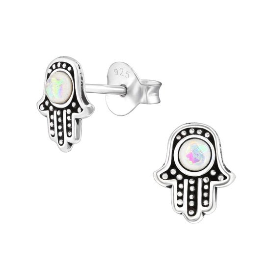 Joy|S - Zilveren Hamsa oorbellen - 8 x 7 mm - wit opal