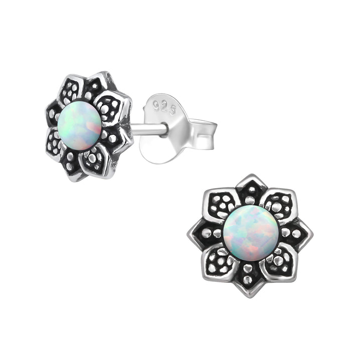 Joy|S - Zilveren bloem oorbellen - 7 mm - fire snow wit - massief - Bali oorknoppen