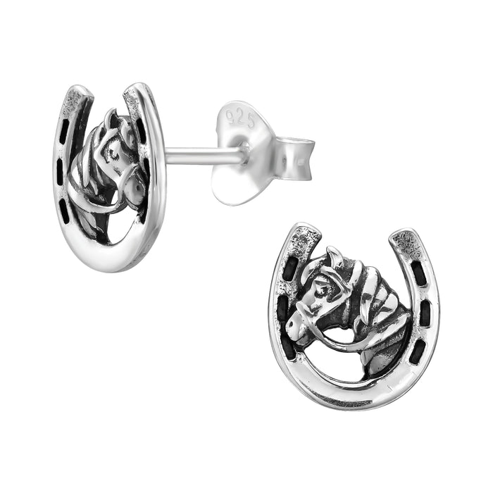 Joy|S - Zilveren paard met hoefijzer oorbellen - 7.5 x 8 mm - geoxideerd