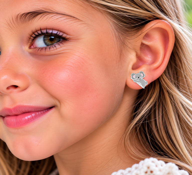 Joy|S - Zilveren koala oorbellen - 9 x 7 mm - grijs met roze - kinderoorbellen